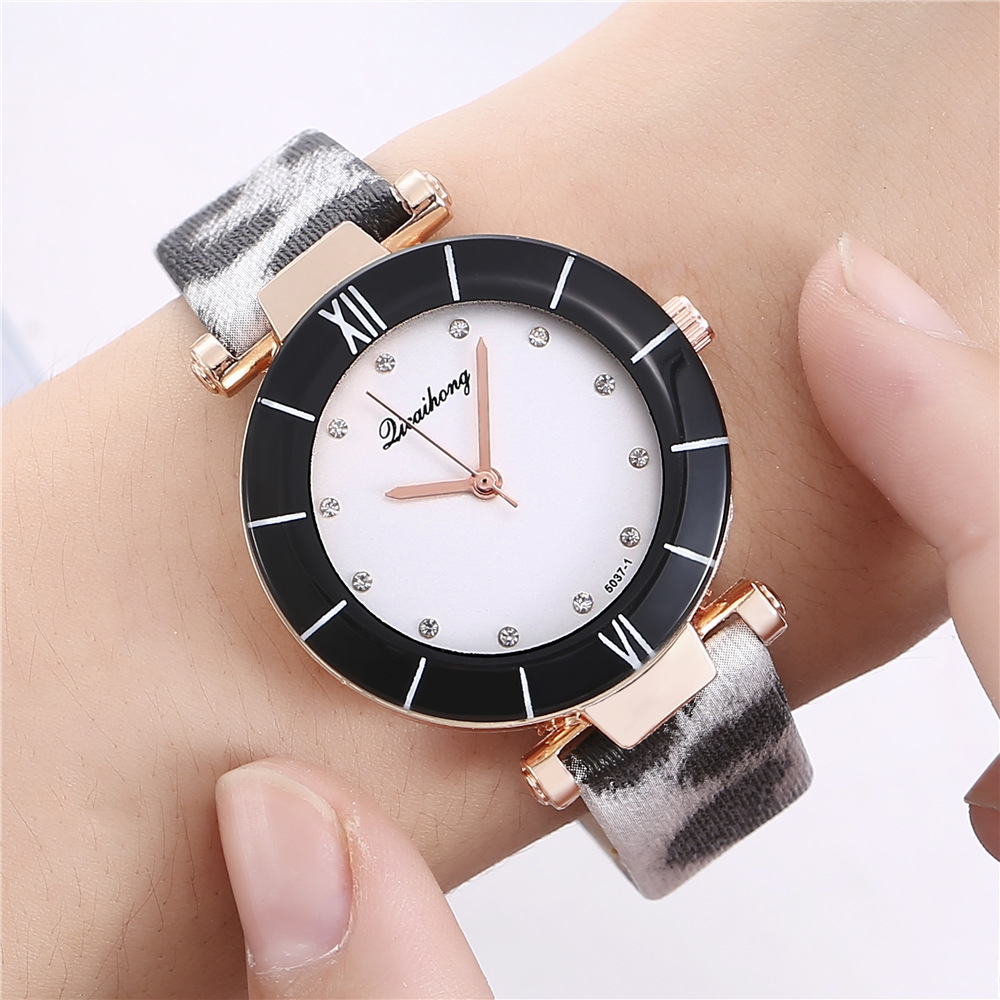 Uhr AN-12553 - Braun